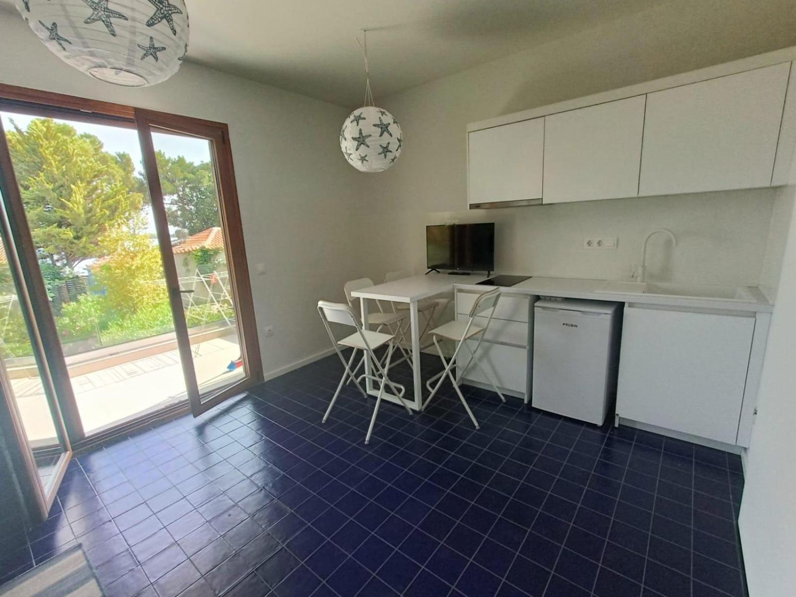 Apartament Diafanos *