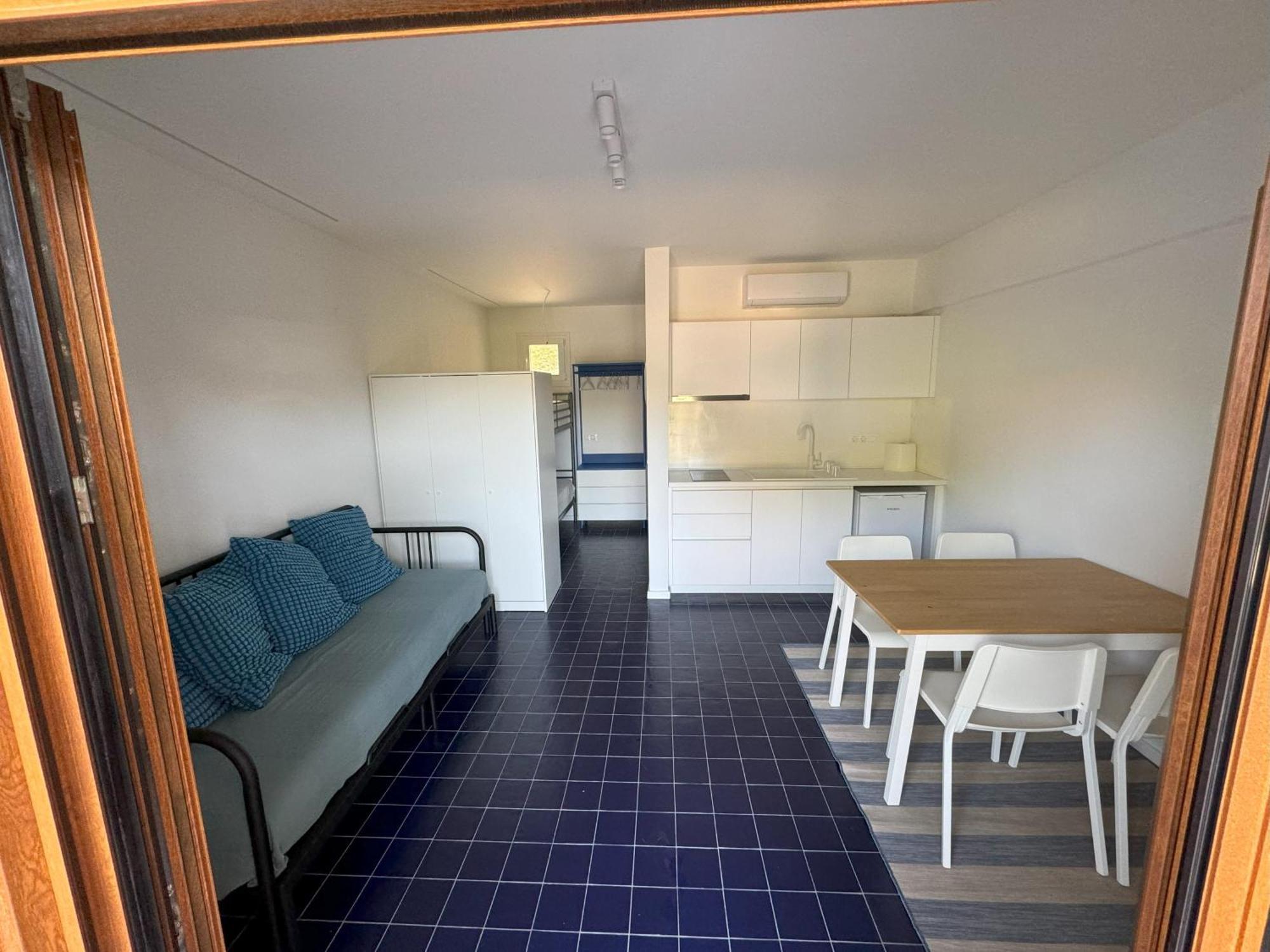 Diafanos Apartament *